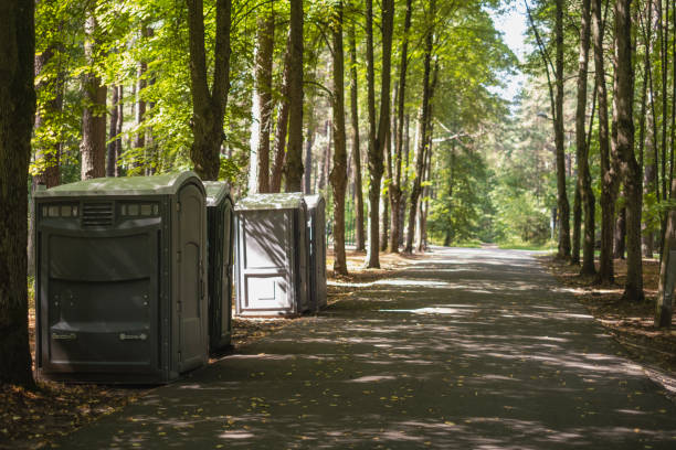 Best Portable toilet rental cost  in Guttenberg, IA