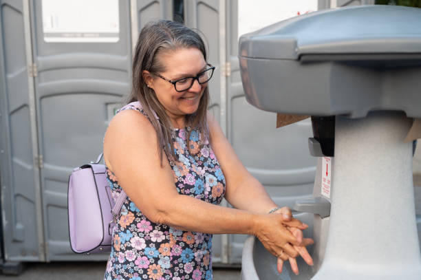 Best Wedding porta potty rental  in Guttenberg, IA